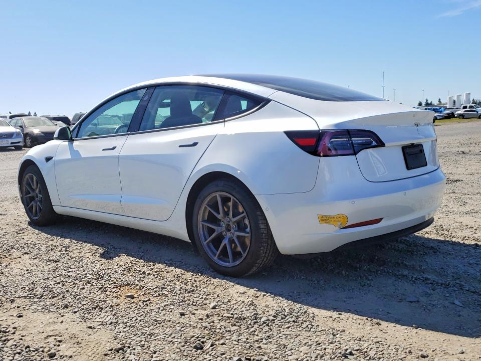 2021 Tesla Model 3 მანქანა იყიდება აუქციონზე, vin: 5YJ3E1EA2MF070726, აუქციონის ნომერი: 45846296