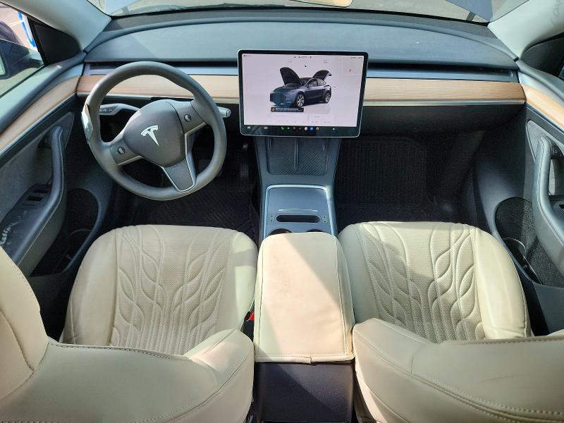 47764176 :رقم المزاد ، 7SAYGDED0PF970768 vin ، 2023 Tesla Model Y مزاد بيع