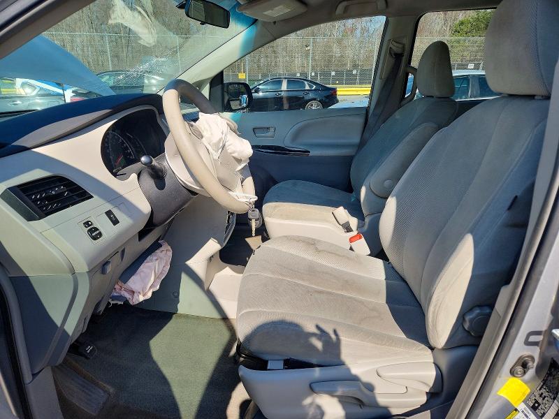 Aukcja sprzedaży 2011 Toyota Sienna, vin: 5TDKA3DC7BS008270, numer aukcji: 46261366