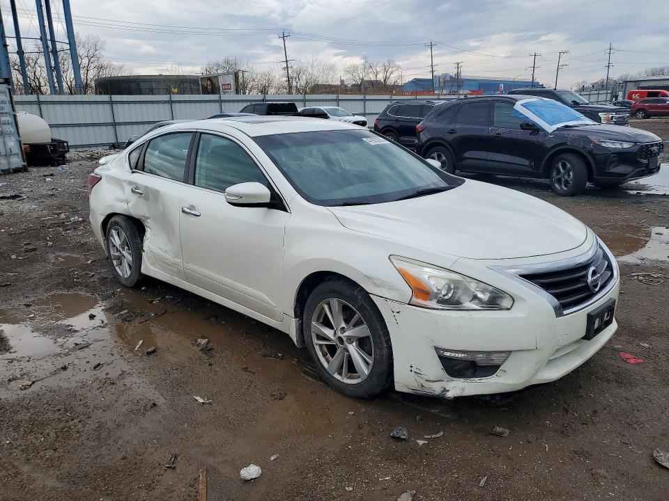 47923656 :رقم المزاد ، 1N4AL3AP1FC442095 vin ، 2015 Nissan Altima مزاد بيع