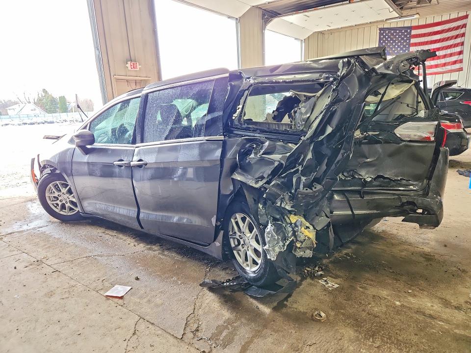 2023 Chrysler Voyager მანქანა იყიდება აუქციონზე, vin: 2C4RC1CG0PR535066, აუქციონის ნომერი: 48350986