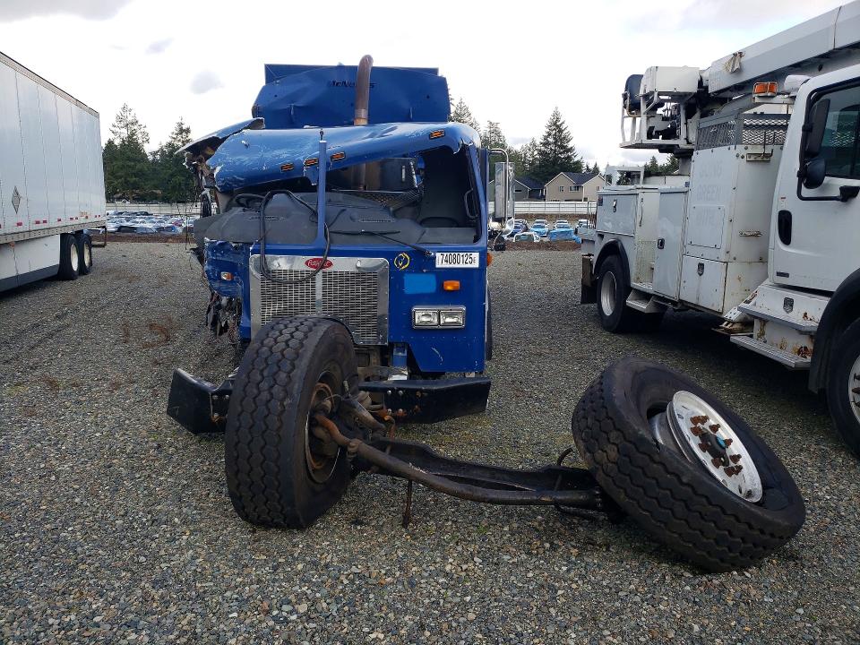 74080125 :رقم المزاد ، 3BPZL00X4BF117807 vin ، 2011 Peterbilt 320 مزاد بيع