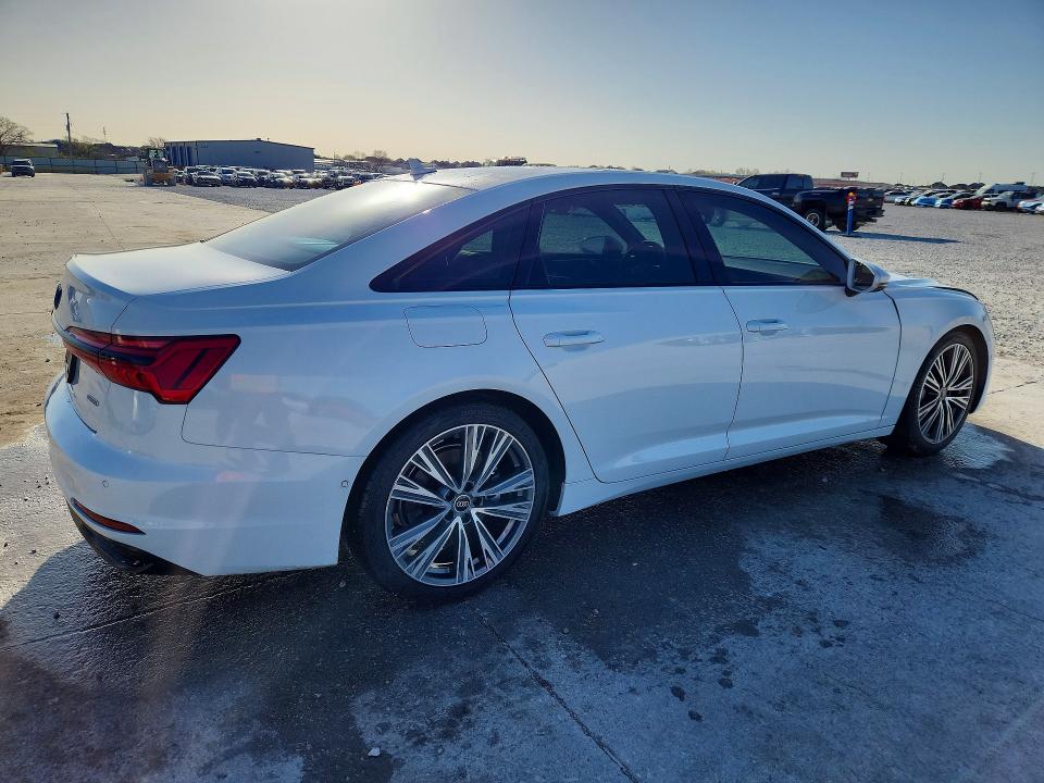 2021 Audi A6 მანქანა იყიდება აუქციონზე, vin: WAUE8AF26MN035564, აუქციონის ნომერი: 45974936