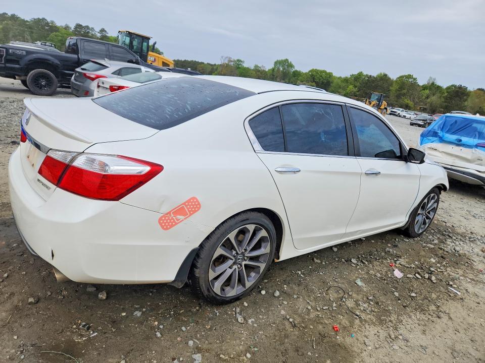 47553836 :رقم المزاد ، 1HGCR2F53FA006543 vin ، 2015 Honda Accord مزاد بيع