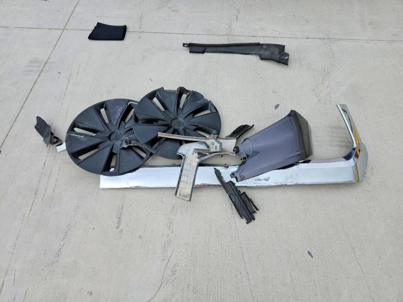 Продажа на аукционе авто 2024 Tesla Model 3, vin: 5YJ3E1EA6RF725753, номер лота: 41669466