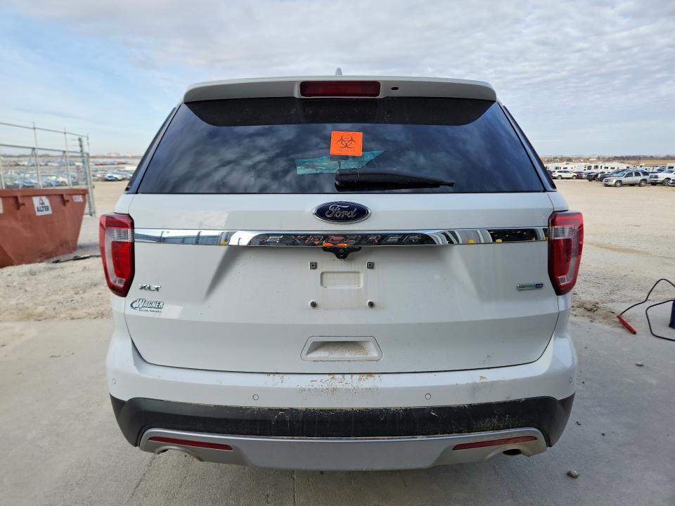 45584806 :رقم المزاد ، 1FM5K8D88GGA38071 vin ، 2016 Ford Explorer مزاد بيع