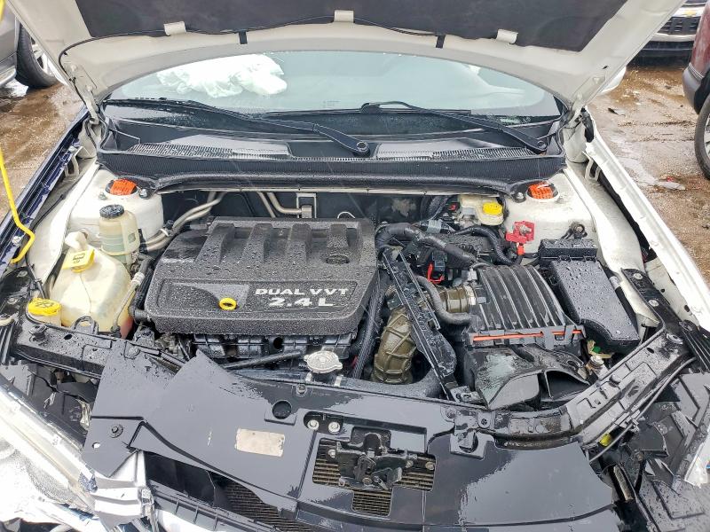 41702896 :رقم المزاد ، 1C3CCBBB4DN672901 vin ، 2013 Chrysler 200 مزاد بيع