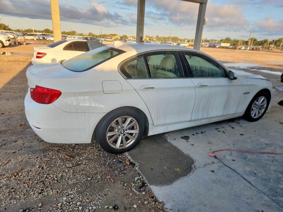 2015 Bmw 528 მანქანა იყიდება აუქციონზე, vin: WBA5A5C56FD522508, აუქციონის ნომერი: 45952846