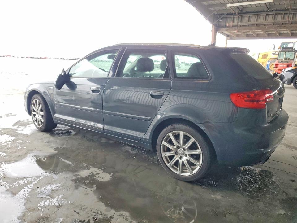 Продажа на аукционе авто 2012 Audi A3, vin: WAUMFAFM6CA000337, номер лота: 48150616