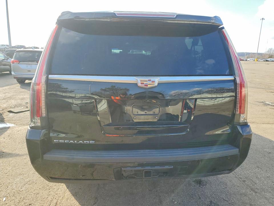 Продажа на аукционе авто 2019 Cadillac Escalade, vin: 1GYS4JKJ3KR194332, номер лота: 79961675