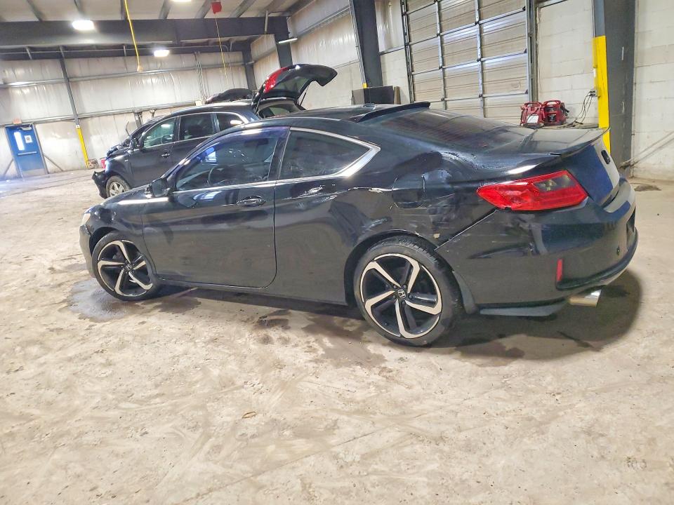 79402385 :رقم المزاد ، 1HGCT2B80EA004586 vin ، 2014 Honda Accord مزاد بيع