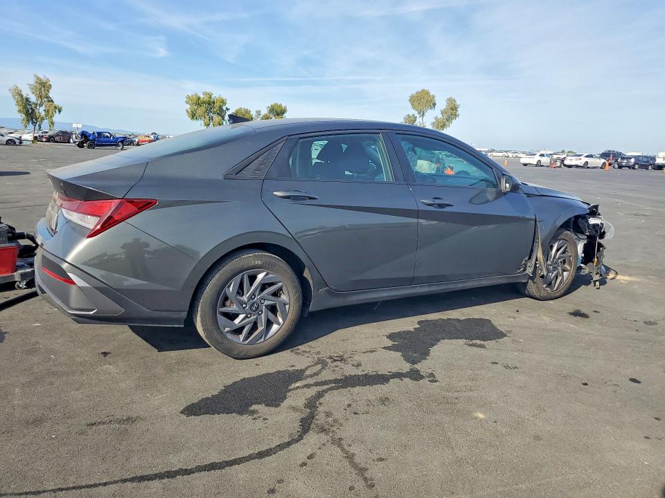 Продажа на аукционе авто 2024 Hyundai Elantra, vin: KMHLM4DG3RU731703, номер лота: 47824336