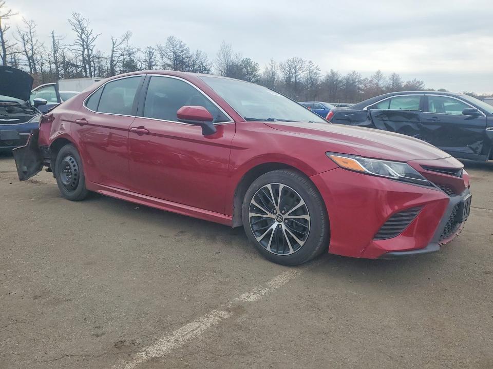 Продажа на аукционе авто 2018 Toyota Camry, vin: 4T1B11HK5JU519570, номер лота: 47456406