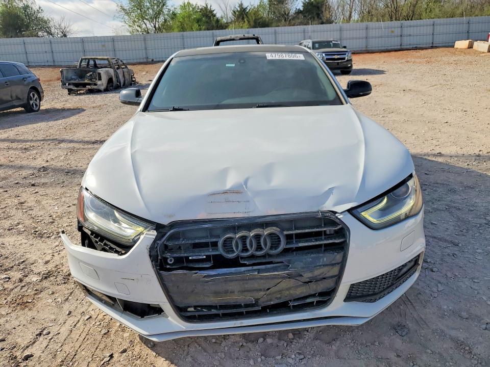 47987806 :رقم المزاد ، WAUFFAFL5FN045914 vin ، 2015 Audi A4 مزاد بيع