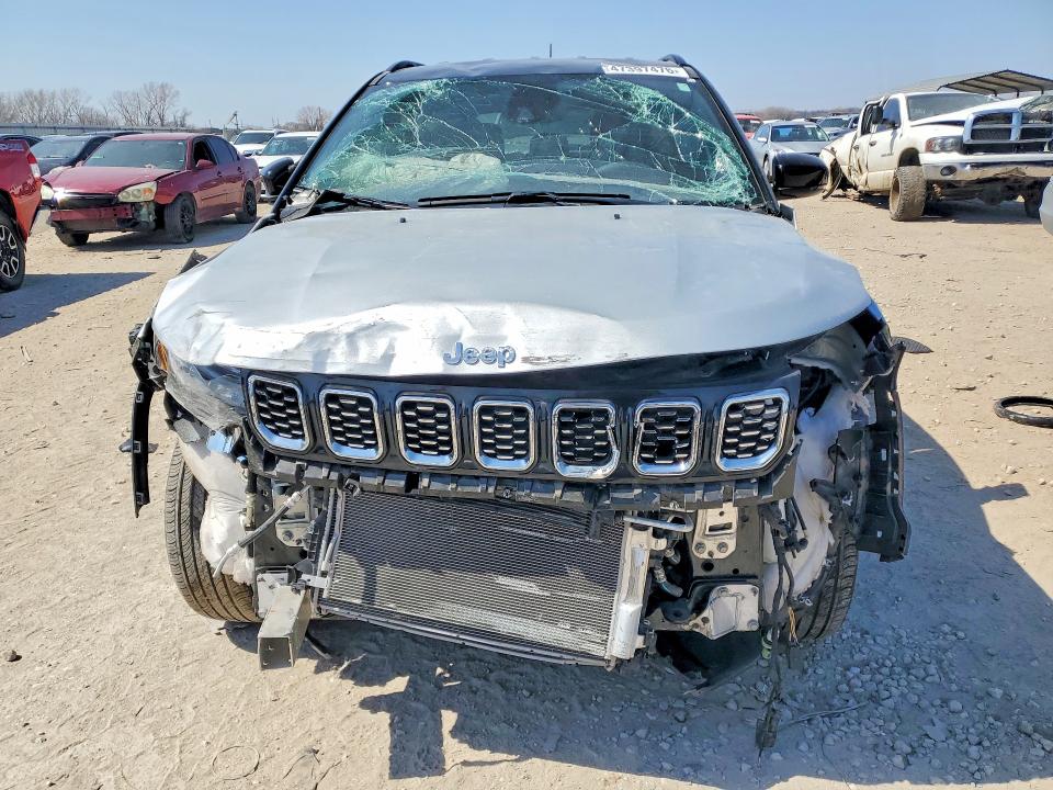 47397476 :رقم المزاد ، 3C4NJDCN6ST505256 vin ، 2025 Jeep Compass مزاد بيع