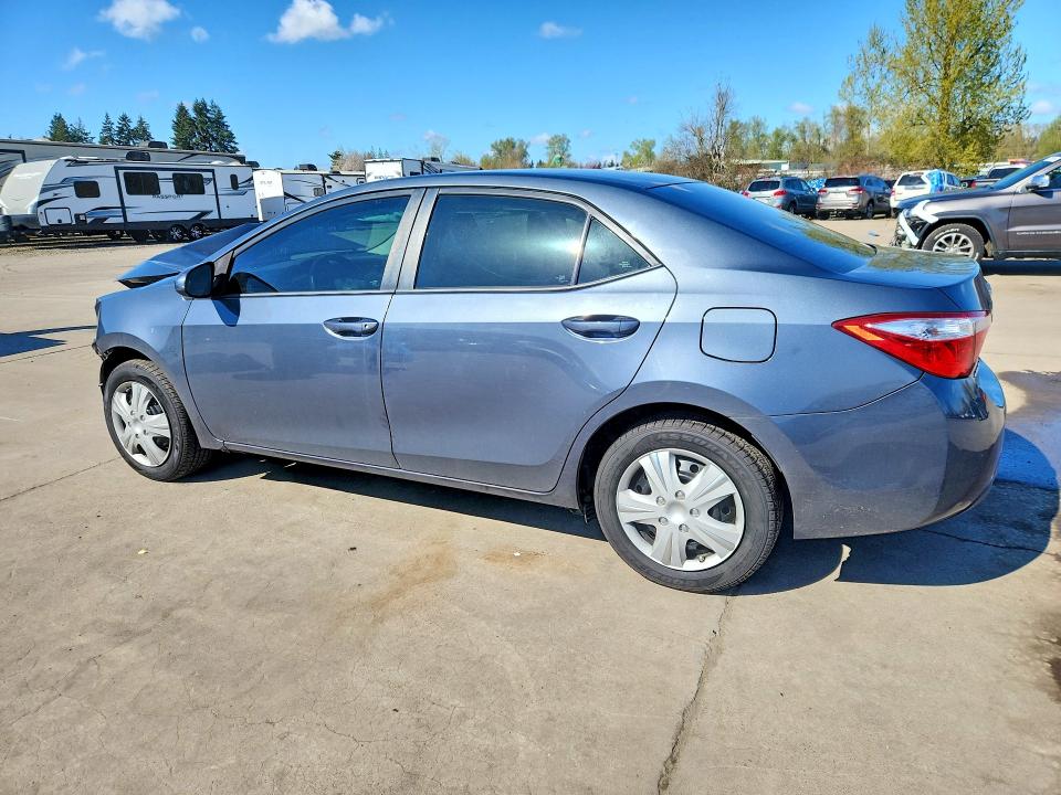 47591216 :رقم المزاد ، 5YFBURHE8FP271047 vin ، 2015 Toyota Corolla مزاد بيع