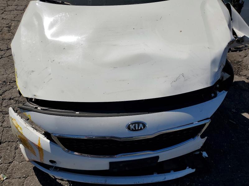 47629786 :رقم المزاد ، 3KPFK4A79HE044380 vin ، 2017 Kia Forte مزاد بيع
