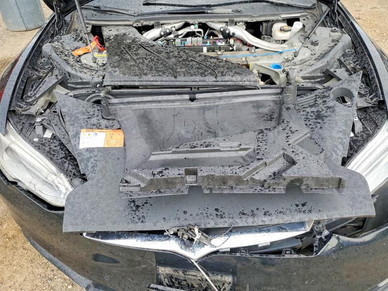 47944856 :رقم المزاد ، 5YJSA1E28HF190598 vin ، 2017 Tesla Model S مزاد بيع