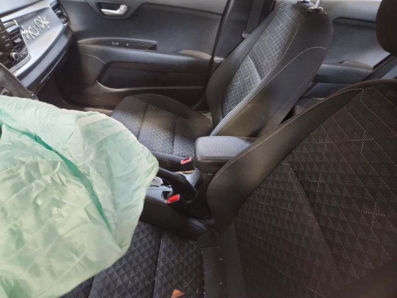 77878205 :رقم المزاد ، 3KPA24AD8LE327961 vin ، 2020 Kia Rio مزاد بيع
