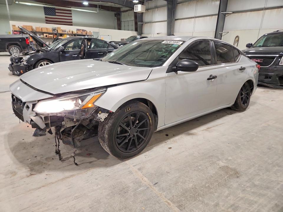 46387006 :رقم المزاد ، 1N4BL4BV3KC227075 vin ، 2019 Nissan Altima مزاد بيع