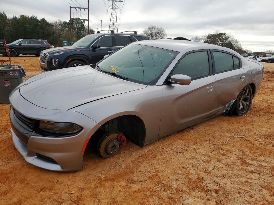 79906595 :رقم المزاد ، 2C3CDXHG3FH732093 vin ، 2015 Dodge Charger مزاد بيع