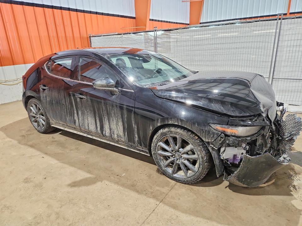Продажа на аукционе авто 2021 Mazda 3, vin: JM1BPAML7M1341300, номер лота: 47942236
