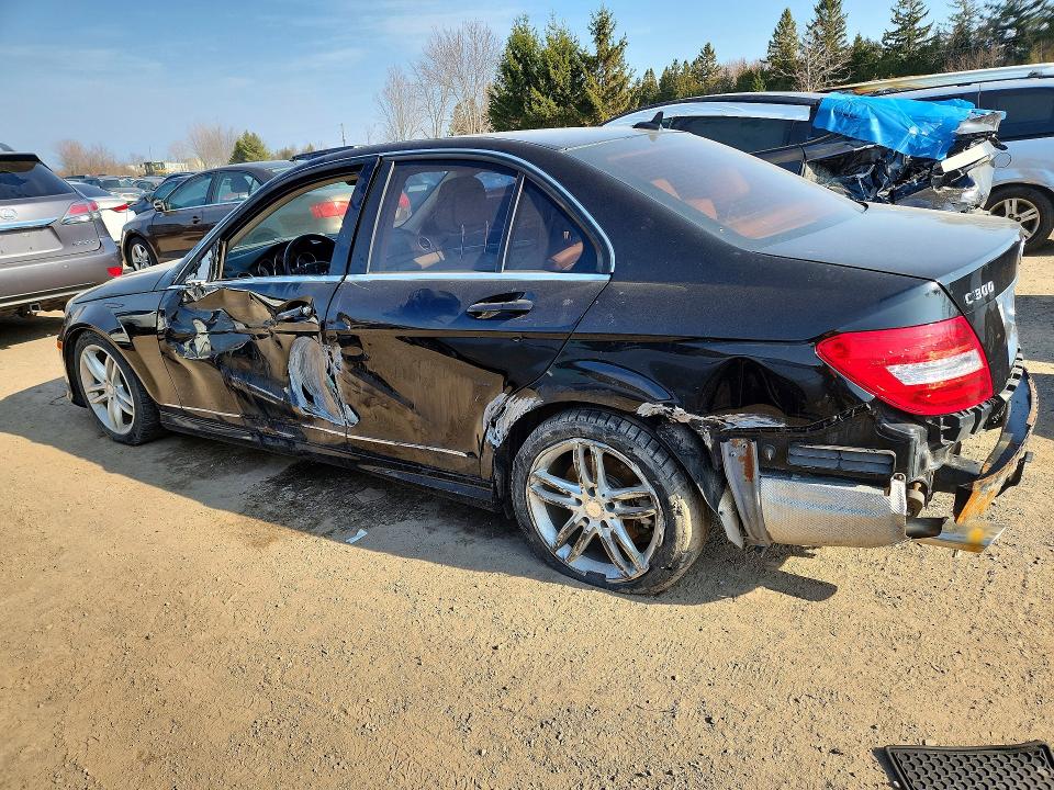 Продажа на аукционе авто 2014 Mercedes-benz C, vin: WDDGF8ABXEA944262, номер лота: 47701676