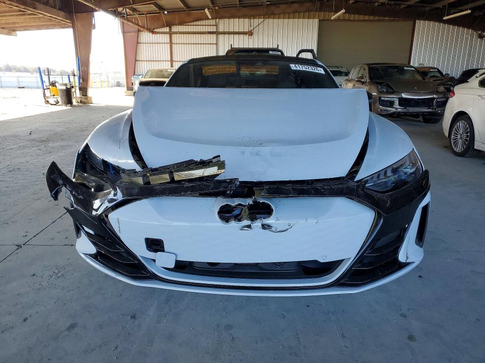 2024 Audi Rs E-tron Gt მანქანა იყიდება აუქციონზე, vin: WAUBHBFW0R7901881, აუქციონის ნომერი: 41752326
