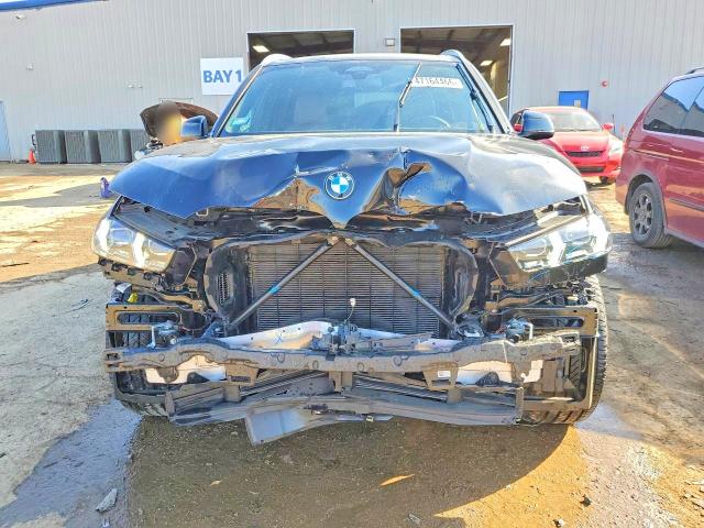47164466 :رقم المزاد ، 5UX23EU01T9044109 vin ، 2026 Bmw X5 مزاد بيع