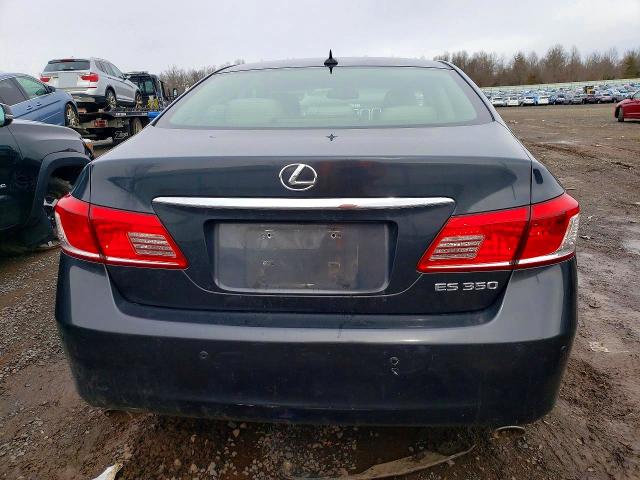 45697026 :رقم المزاد ، JTHBK1EG8B2425390 vin ، 2011 Lexus Es 350 مزاد بيع