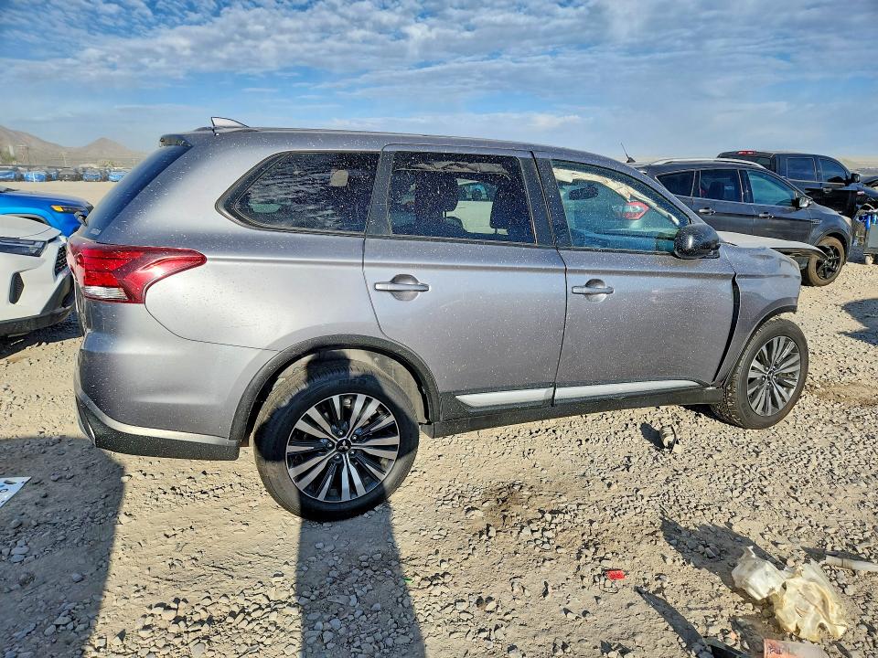 Продаж на аукціоні авто 2020 Mitsubishi Outlander, vin: JA4AZ3A31LZ026542, номер лоту: 47653486