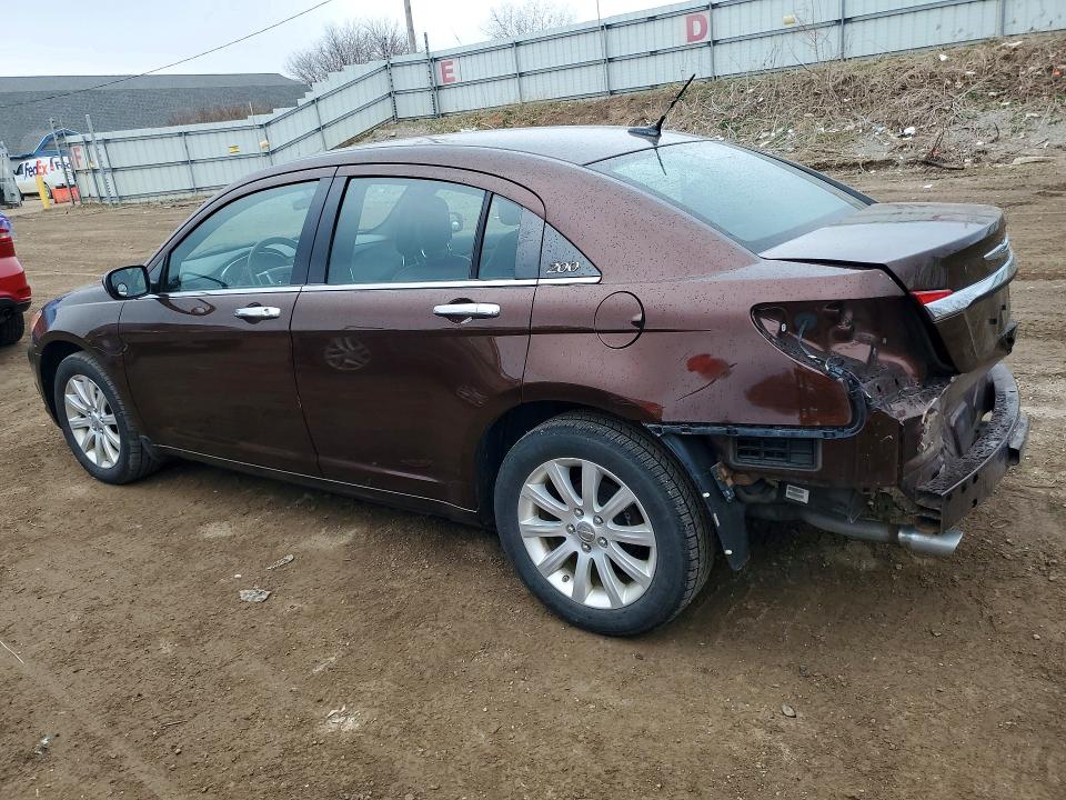 47795906 :رقم المزاد ، 1C3CCBCG2DN580177 vin ، 2013 Chrysler 200 مزاد بيع