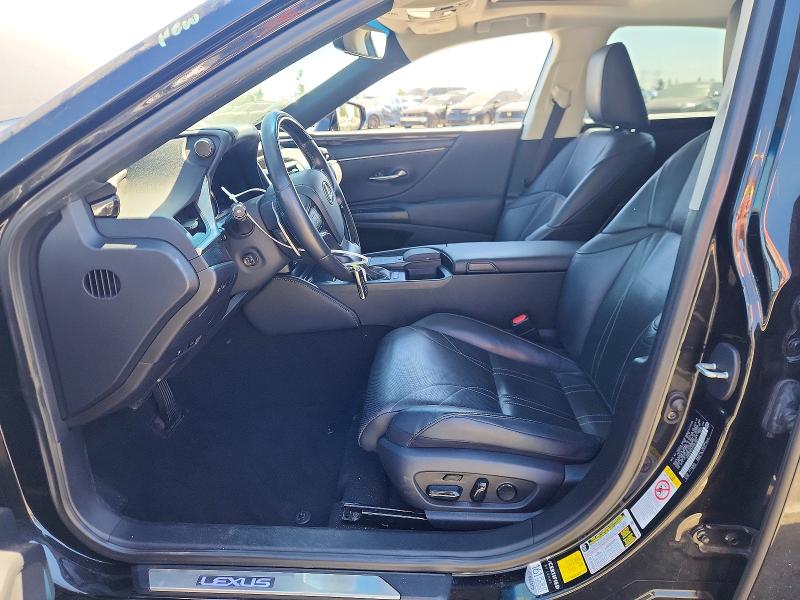 Продажа на аукционе авто 2019 Lexus Es, vin: 58AB21B1XKU001963, номер лота: 46906856
