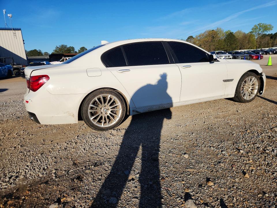 46145016 :رقم المزاد ، WBAYF8C56FD654099 vin ، 2015 Bmw 750 مزاد بيع