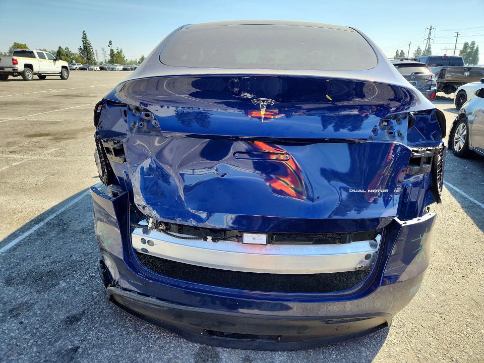 47119306 :رقم المزاد ، 7SAYGDEE8PA086566 vin ، 2023 Tesla Model Y مزاد بيع