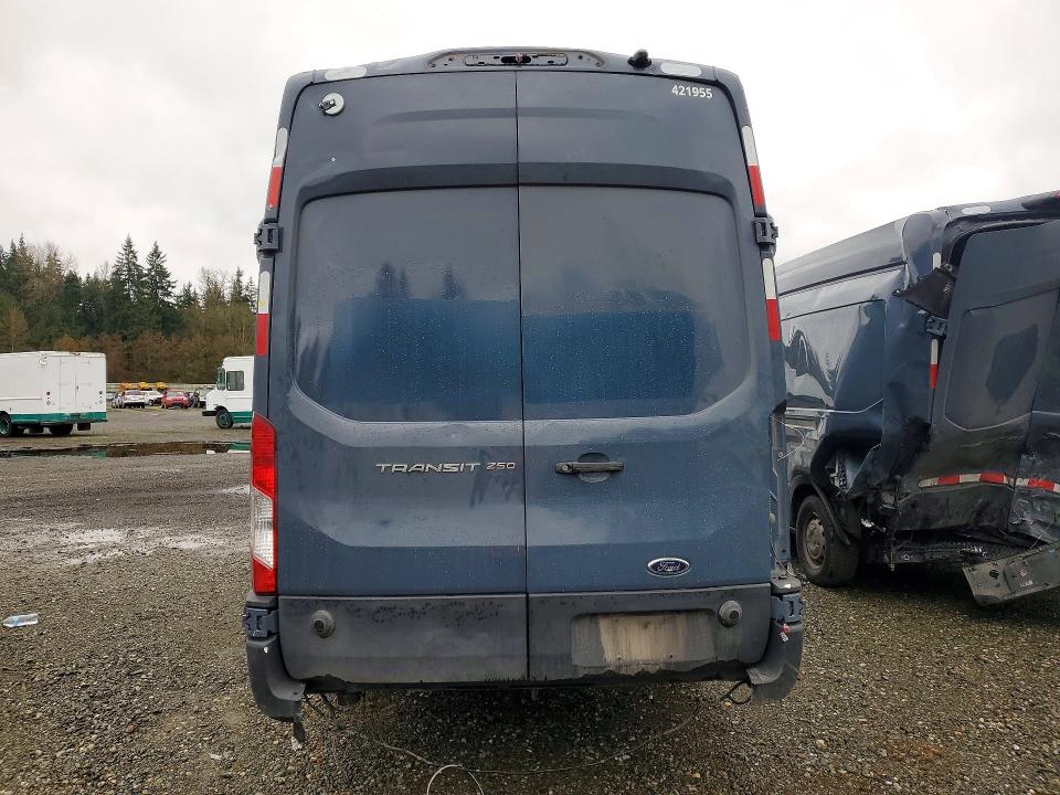 2020 Ford Transit მანქანა იყიდება აუქციონზე, vin: 1FTBR3X89LKB27186, აუქციონის ნომერი: 79354195
