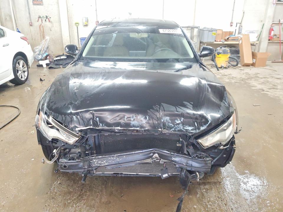 Продаж на аукціоні авто 2014 Audi A6, vin: WAUFMAFC1EN005821, номер лоту: 47585886