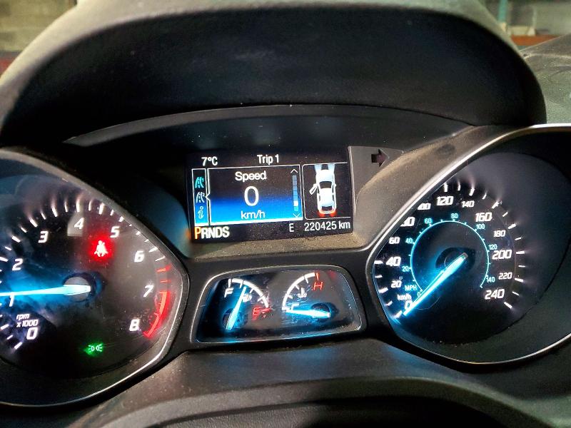 2015 Ford Escape მანქანა იყიდება აუქციონზე, vin: 1FMCU9G92FUC45681, აუქციონის ნომერი: 41875996