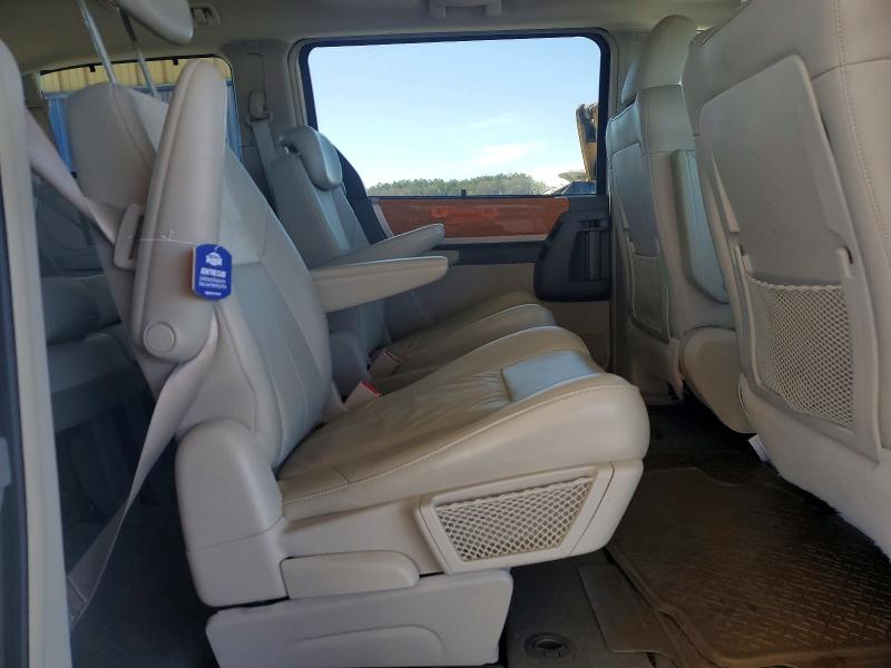 2010 Chrysler Town & Country მანქანა იყიდება აუქციონზე, vin: 2A4RR6DX0AR253540, აუქციონის ნომერი: 45949736