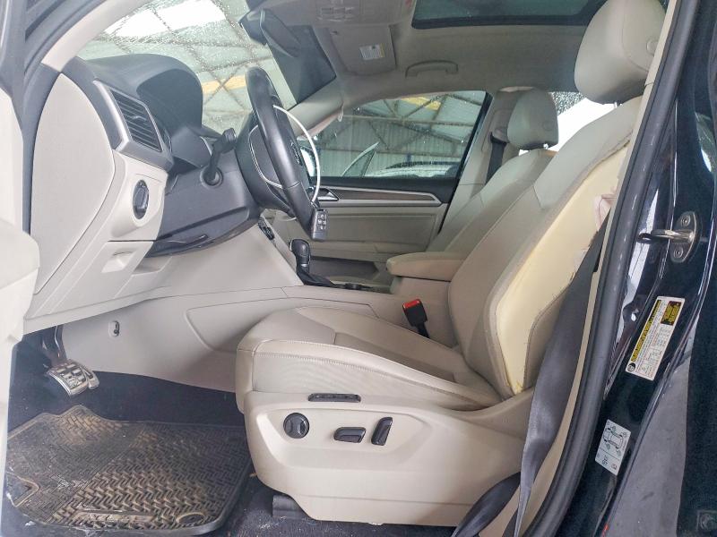 46153096 :رقم المزاد ، 1V2RR2CA3KC593821 vin ، 2019 Volkswagen Atlas مزاد بيع