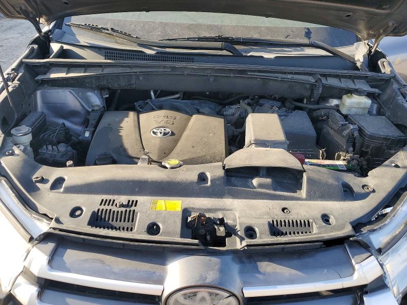 2017 Toyota Highlander მანქანა იყიდება აუქციონზე, vin: 5TDJZRFHXHS432146, აუქციონის ნომერი: 47422776