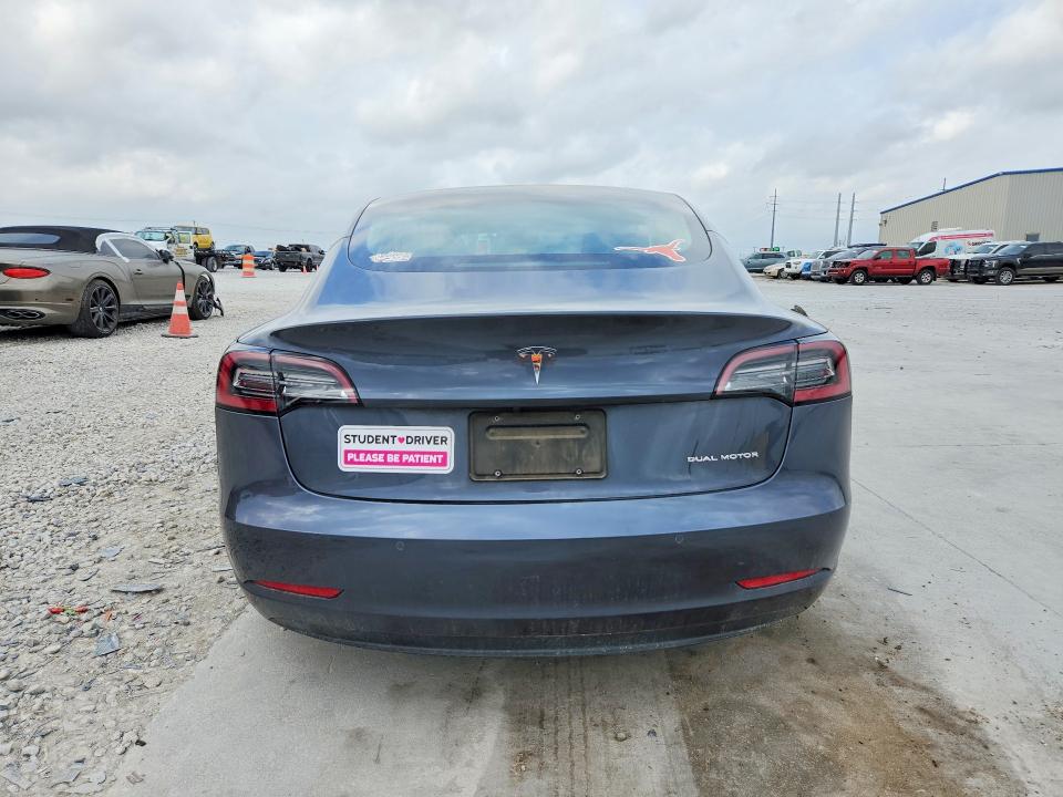 41768056 :رقم المزاد ، 5YJ3E1EB7LF663408 vin ، 2020 Tesla Model 3 مزاد بيع