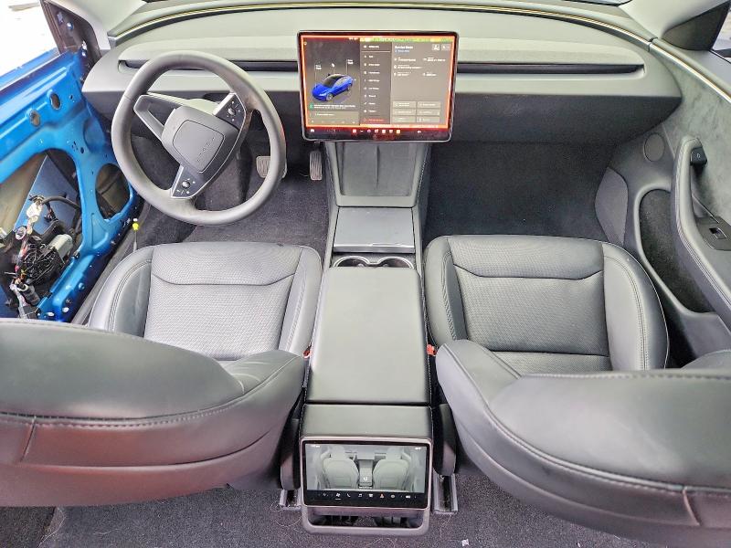Продажа на аукционе авто 2024 Tesla Model 3, vin: 5YJ3E1EB5RF821852, номер лота: 45683296