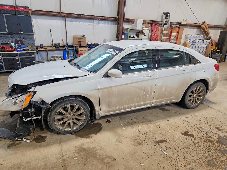 2013 Chrysler 200 მანქანა იყიდება აუქციონზე, vin: 1C3CCBBB2DN500429, აუქციონის ნომერი: 79124535