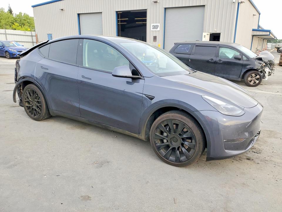 2022 Tesla Model Y მანქანა იყიდება აუქციონზე, vin: 7SAYGDEE2NF552590, აუქციონის ნომერი: 47933426