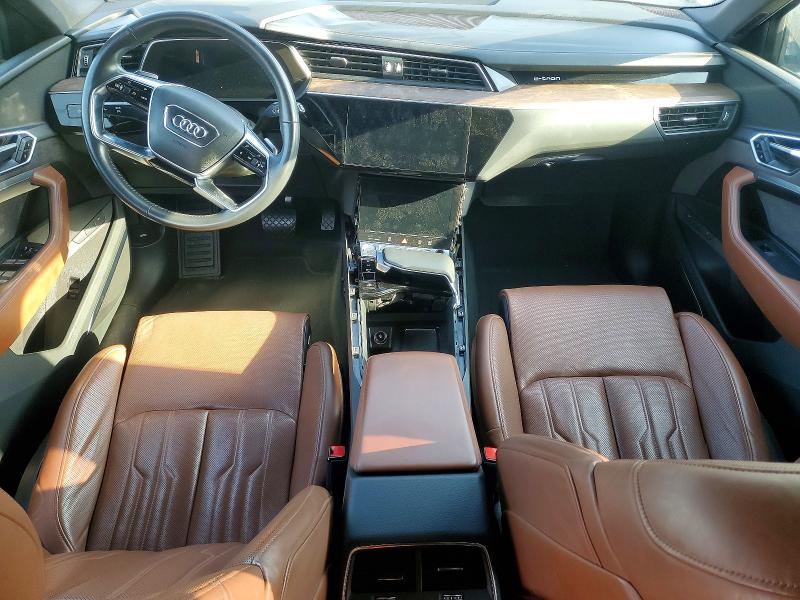 Продажа на аукционе авто 2019 Audi E-tron, vin: WA1VABGE9KB017011, номер лота: 47693086
