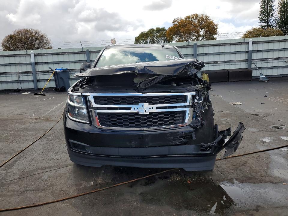 47988306 :رقم المزاد ، 1GNSKBKC8KR178752 vin ، 2019 Chevrolet Tahoe مزاد بيع