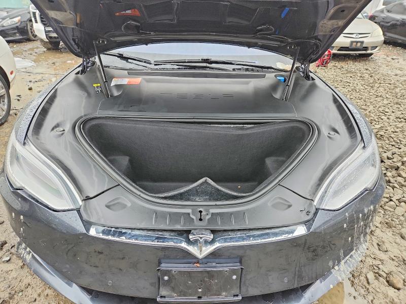 Продажа на аукционе авто 2018 Tesla Model S, vin: 5YJSA1E2XJF258115, номер лота: 46502086