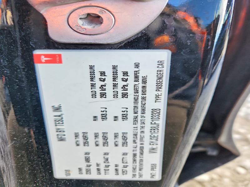 46987636 :رقم المزاد ، 5YJ3E1EB8JF103328 vin ، 2018 Tesla Model 3 مزاد بيع