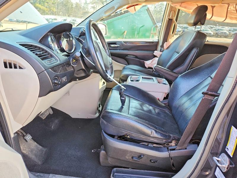 46592796 :رقم المزاد ، 2C4RC1BG3DR803170 vin ، 2013 Chrysler Town & Country مزاد بيع